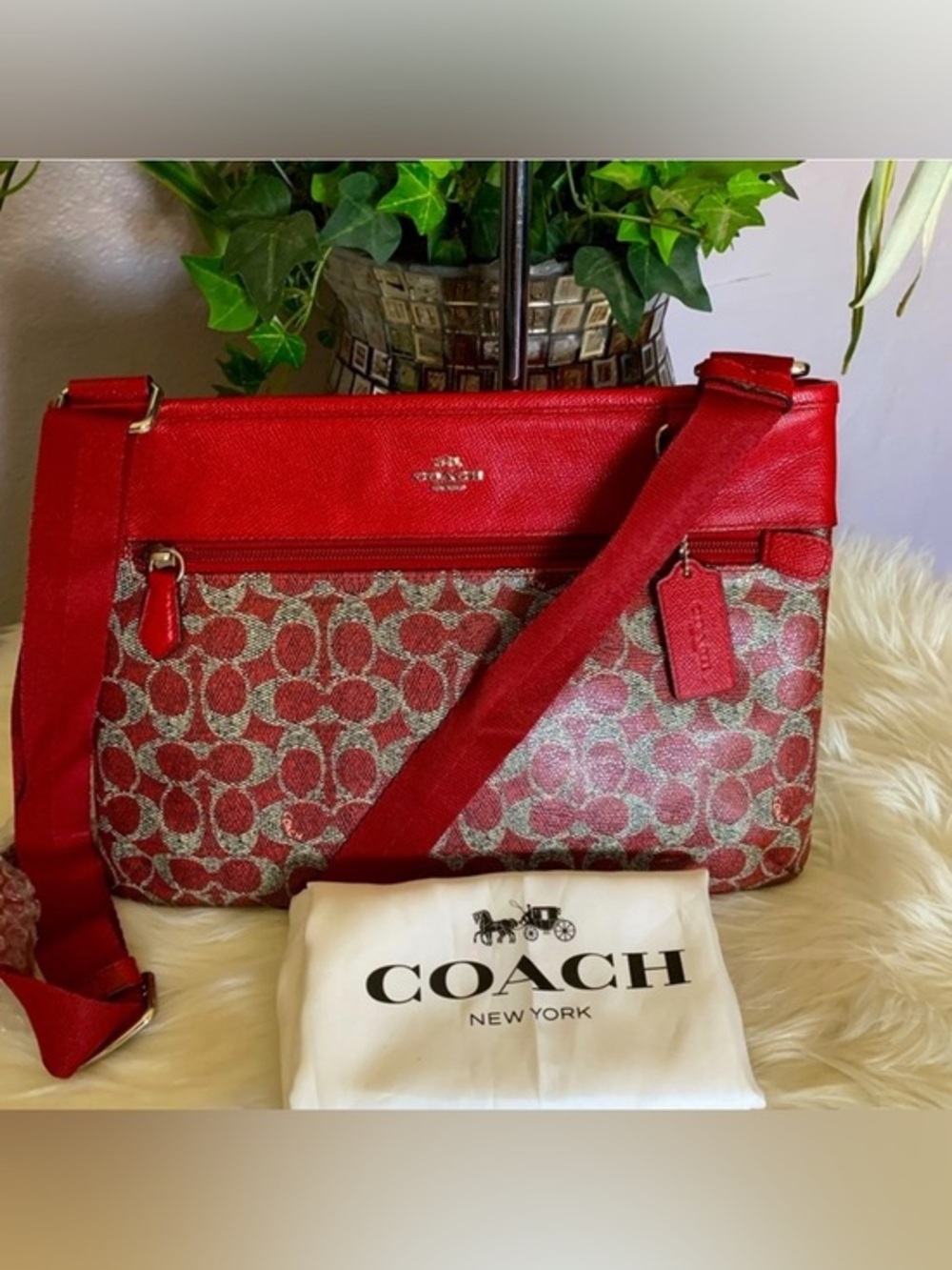 Coach Spencer Signature crossbody/Shoulder bag - Picture 1 of 10